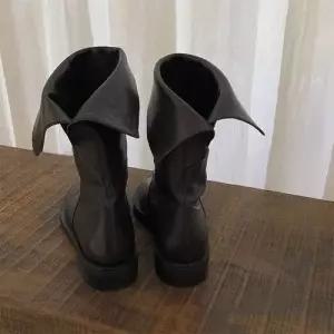 천진반데님 여자 빈티지 통굽 리얼 미들 신발 가죽 플리츠 부츠 워커힐 웨스턴 절개 소가죽 데일리룩 버전