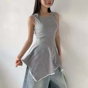 여자 슬림핏 밑단 언발 프릴 민소매 미니 원피스