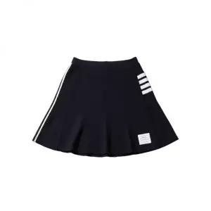 [톰브라운] 텍스처드 피케 4-바 박스 플리츠 미니 스커트 154409082