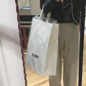 [문구] 의류 포장용 쇼핑백 커버 종이 비닐 가방 선물용