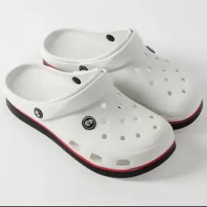 아쿠아샌들 바닷가 해변슈즈 여름 슬리퍼 (245mm) DP70473