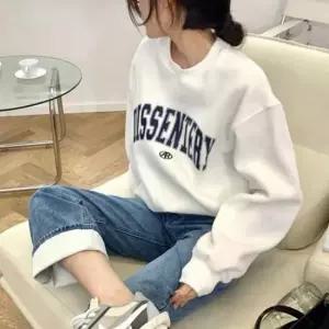 [옷은날개] 엠티 여자 룩 스타일 여행 패션 레터링 맨투맨 스 셔츠 코디 FSU