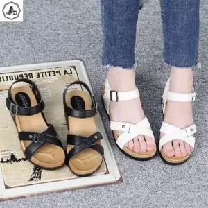 [애슬릿] 통굽 샌들 크로스 버클 키높이 여름 발편한 4.5cm