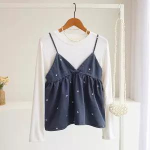 [잇수다] 모브럽 하트 자수 밴딩 플레어 데님 뷔스티에 조끼