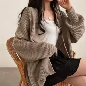 가디건 가을 외투 니트 여성 베이직 디자인 루즈핏 간절기 도톰