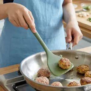 주방앤 국내제작 실리콘 스페츄라(대) 삼각뒤집개 요리주걱