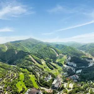 [2026 숙세페] 모나 용평리조트 객실 PKG (객실 1박+케이블카 2매+이나트 전시 2매+할인권 7종)