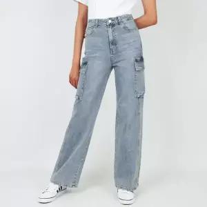 [게스]여성 청바지 카고 와이드 라이트블루 YO6D7025 663209