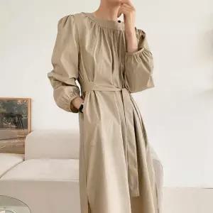 여자 가을 라운드 셔링 허리끈 트렌치 롱 원피스_3