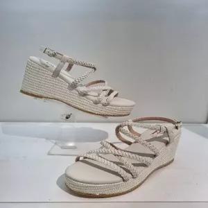 [에스콰이아][에스콰이아] 여성 통굽 세미정장 샌들 굽8센치 PFEMSD674 (P003562932)