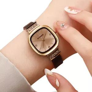 [골드스마일]가죽 큐브 패션 사각 메탈 여자 여성 학생 손목 시계 사각시계