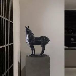 백마 말 모형 소품 백마말 조각상 인형 스타일 소형피규어 서재 피규어세트 동물 뒷발로선