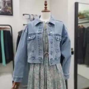 [써스데이아일랜드]아웃포켓. 포인트 데님 자켓 T252MJK131W