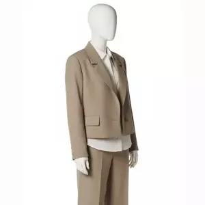 지오다노 GIORDANO 여성 크롭 블레이저 숏 자켓 373505