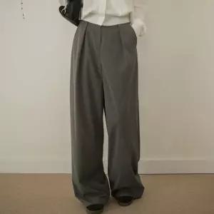 [세련핏/모던무드] 스트라이프 와이드 슬랙스