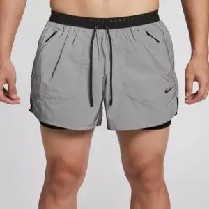 나이키 4인치 투인원 러닝 쇼츠 M DD4 IM6268 010