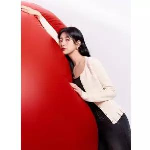 매장정품 GUESS 게스 여성 입체조직 스웨터 가디건 YQ1S2651 1269076