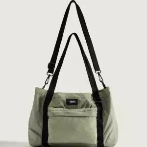 [롯데백화점]반스 이스트모어 백 VN000T64FSG1