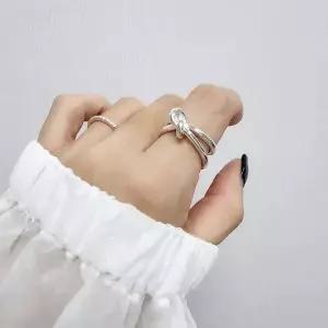 S135 여성 매듭 꼬임 반지 여성 링 유니크 디자인 은반지 (실버 925)