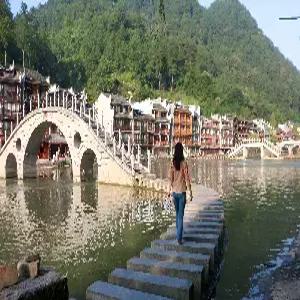 [선착순 10명한정 룸당과일바구니증정][신상품/NO옵션/NO팁][봉황고성 1박+고속열차왕복]장가계직항 5일#VIP코스 #칠성산 + 천문산케이블카 #시내중심 5성급호텔 #리무진버스 #BBQ푸드트럭 #포토북 #쇼핑2회