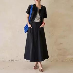 모이 바스락 반팔자켓+스커트 세트