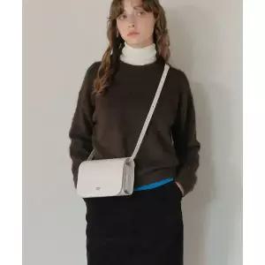 DBERNO [빅버전/체인포함] 디베르노 트래블 패스포트백 (Ivory) 2089815