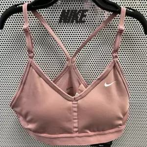 /나이키 나이키 스포츠 브라 /c6- CZ4457-699 / WMNS V-Neck 인디 라이트