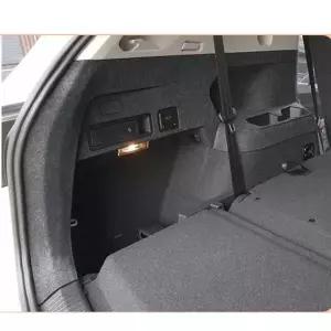 더뉴티구안 트렁크 사이드 기스 스크래치 펠트 커버