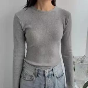 [옷은날개] 에투르 여리핏 티셔츠 봄 레이어드 펀칭 티 국내제작