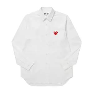 [롯데백화점]꼼데가르송 꼼데가르송 AX-B002-051 2 PLAY 플레이 레드 하트 와펜 공용 셔츠
