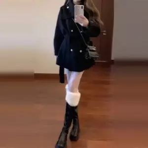 모직 겨울 가을 여친 도톰한 쇼트 트위드 느낌의 블랙풍 케이프 코트 러블리 다올4