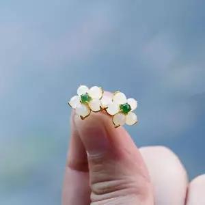 천연 비취 자연주의 백옥 재스퍼 스터드 꽃잎 귀걸이