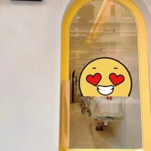 대형 스마일 유리창 스티커 포인트 옷가게 시트지 유니크 인테리어 힙한 창문 벽 유리 카페