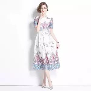 여자 원피스 레이스 가벼운 펀칭 포지셔닝 프린트 중기장 원픽1
