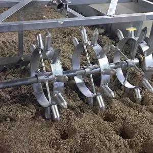 밭 구멍내는 기계 모종 손잡이 마늘 심기 마늘파종기 간격