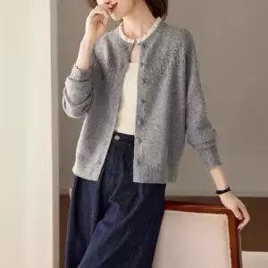 M1 회색 니트 여자 심플 봄옷 루즈핏 쇼트 카디건 스웨터 보카시넥 JEN1