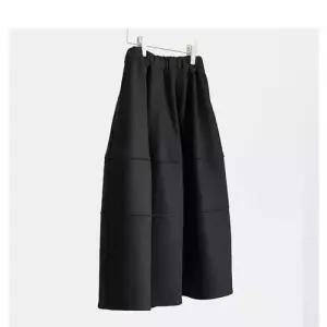 블랙 스커트 여성 모직 추동 트렌디 아이템 정장 꽃봉오리 우산 HT4