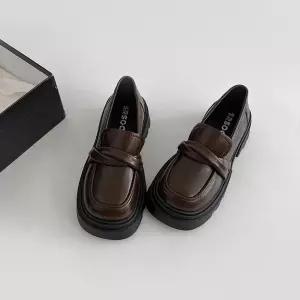 여친 신발 키높이 아이템 슈즈 플랫 통굽 로퍼 추동 단화 구두 트렌디 HT4