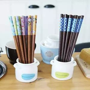 천연목으로 만드는 일본산 에스닉 젓가락 1P