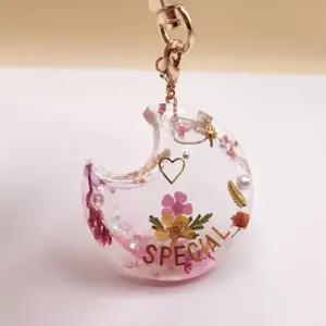 플라워 초승달 쉐이커 키링