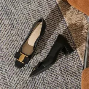 여친 커리어 엄마룩 양가죽 힐 하이힐 스몰카라 배색 봄가을 펌프스 통굽플랫슈즈 프렌치 원픽3