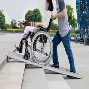 슬라이딩 받침목 승합차 장비 경사로