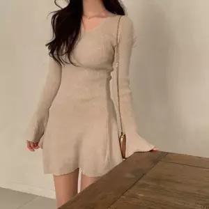 가을 원피스 니트 스커트 여사친 긴팔 A라인 브이넥 플레어 원픽3