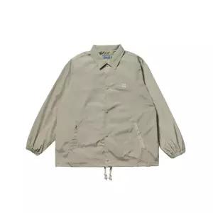 국내매장판 디스커스애슬레틱 레터 로고 코치 자켓 샌드 베이지 550105