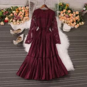 앤트맨 여성용 원피스 엘레강스 프릴 라운드 여신 범심기 펀칭 레이스 배색 주름 롱스커트 OPH1