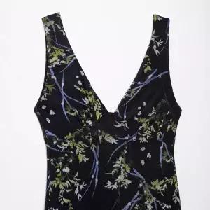 손오천 원피스 여친 롱 실크 봄 데일리룩 플라워 메쉬 프린트 스트리트 KUK1