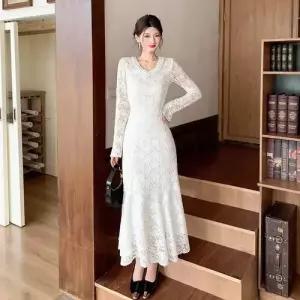 여사친 원피스 레이스 라운드 프렌치 머메이드 펀칭 CH1