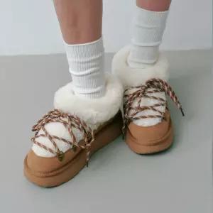 매장정품 SALT AND CHOCOLATE 솔트앤초콜릿 SAC 베어 레이스 양털부츠 412546010 (4cm) 1237126