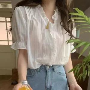 [옷은날개] 러플 프릴 시스루 루즈핏 블라우스 여성 소프트 시원