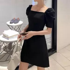 [옷은날개] 퍼프소매 벌룬 블랙 미니 원피스 오프숄더 데이트룩